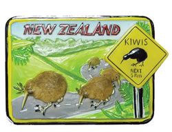 Magnet Polyresin Kiwi On Road